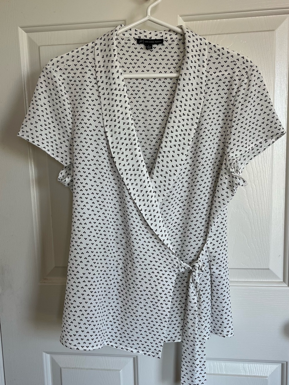 Lightweight White & Black Heart Wrap Top